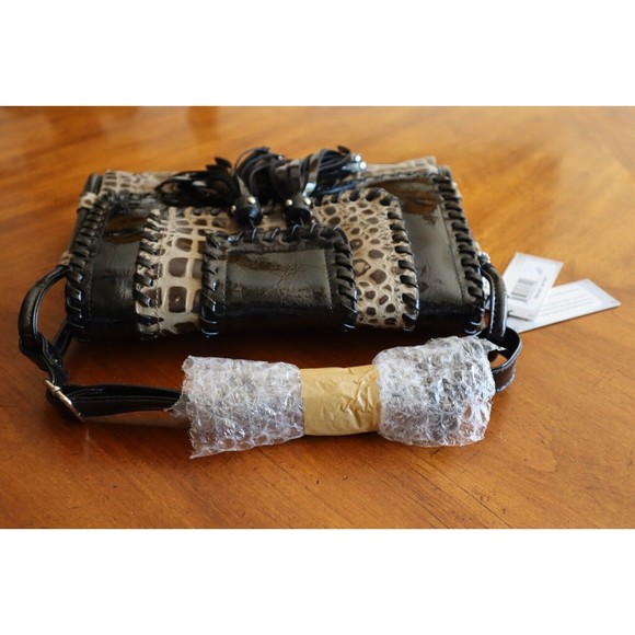 M.C. Patent Leather Blk Gray Faux Gator Print Purse Multiple Compartments Tassel - Picture 7 of 16